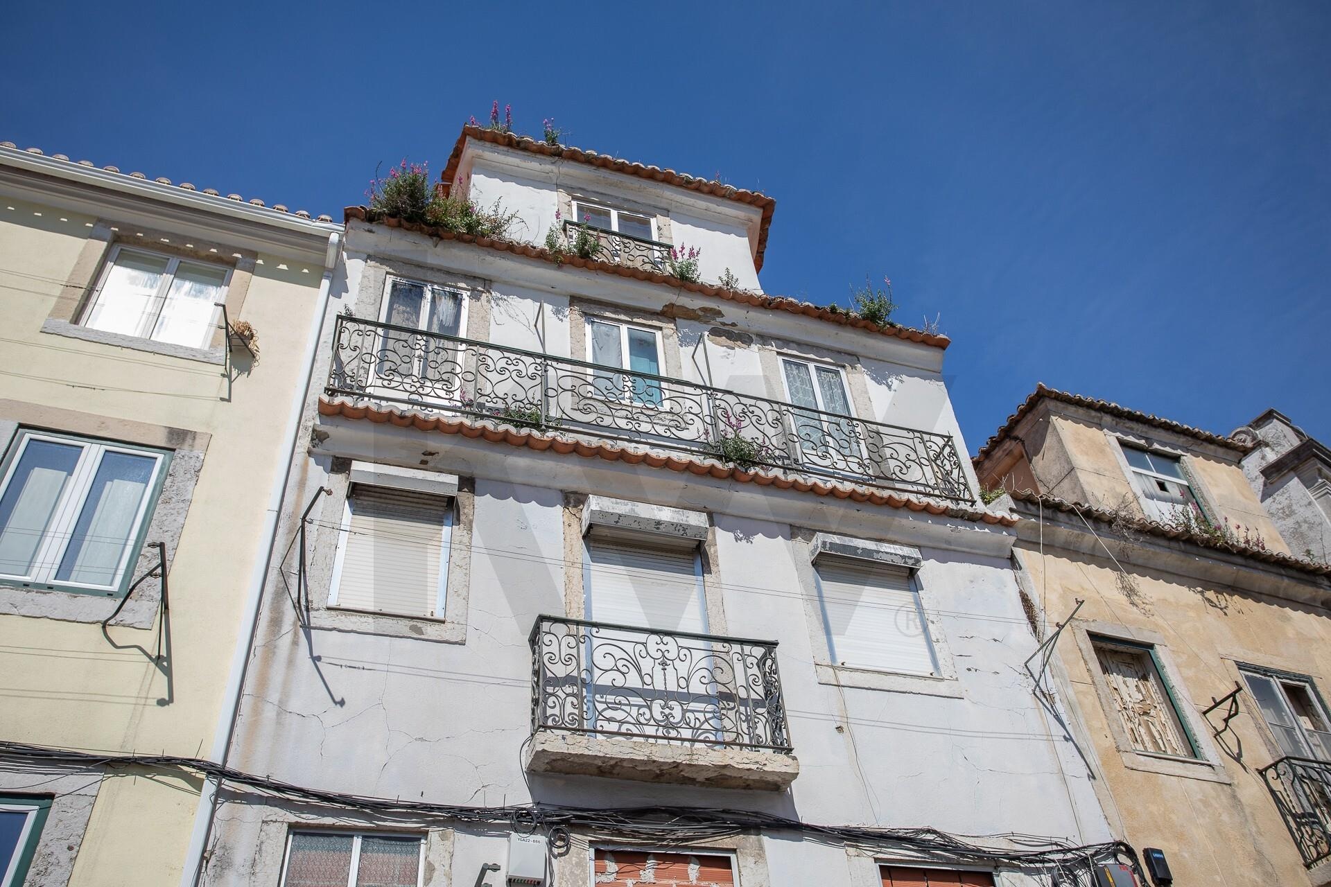 Building for Sale in Lisbon - Lisbon - Portugal - 3