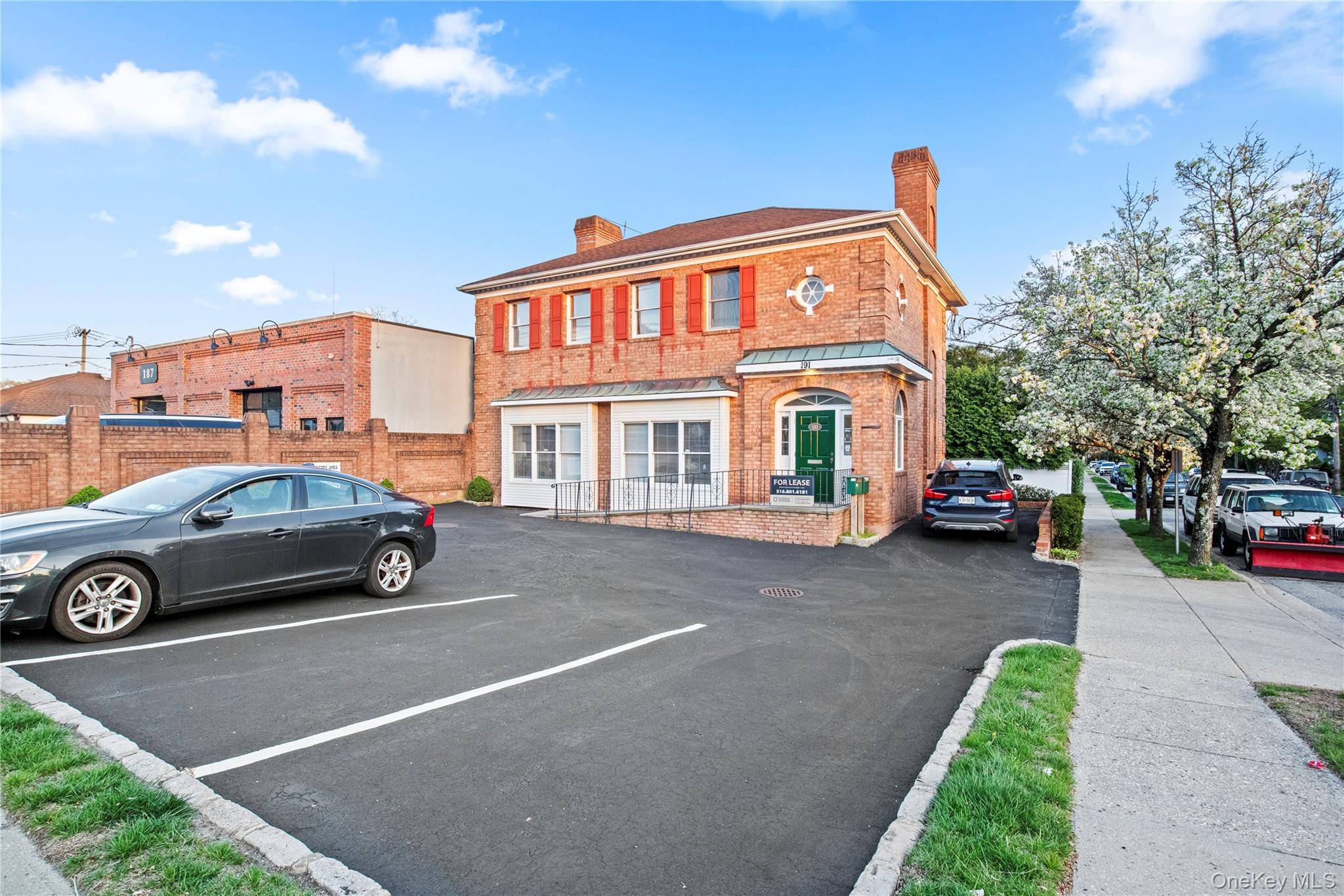 Edificio en Venta en Locust Valley - Nueva York - EE. UU. - 5