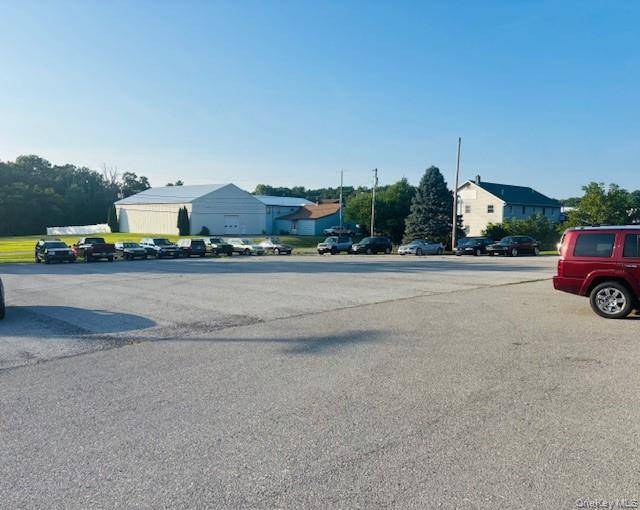 Prédio à Venda em Pine Plains - Nova Iorque - EUA - 3