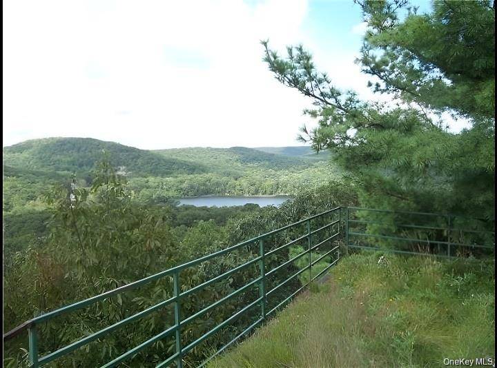 Prédio à Venda em Tuxedo Park - Nova Iorque - EUA - 2