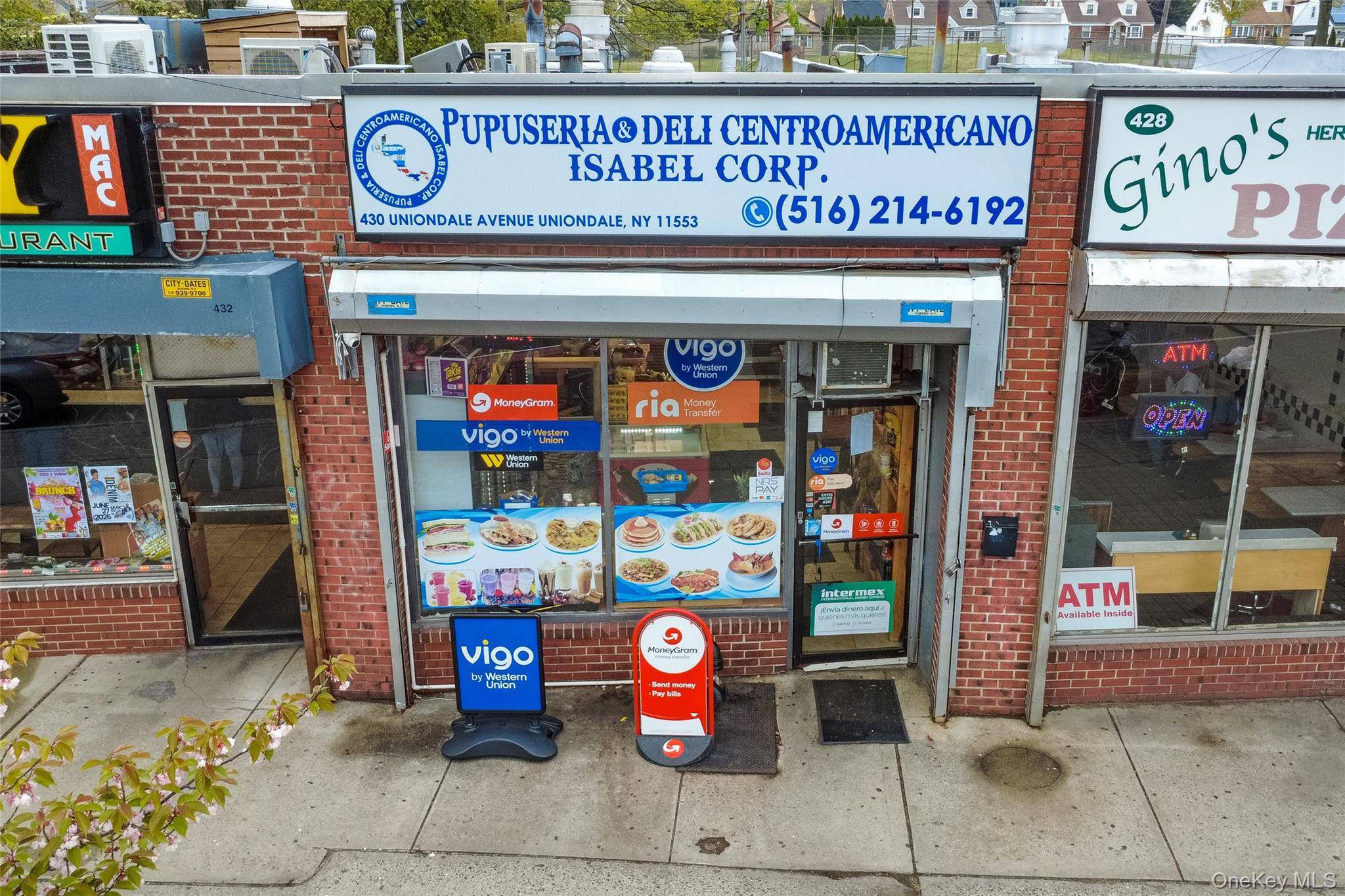 Edificio en Venta en Uniondale - Nueva York - EE. UU. - 1
