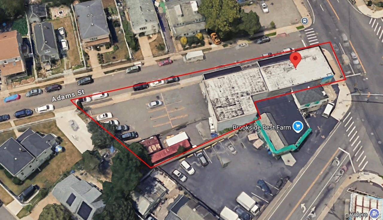 Edificio en Venta en Uniondale - Nueva York - EE. UU. - 2