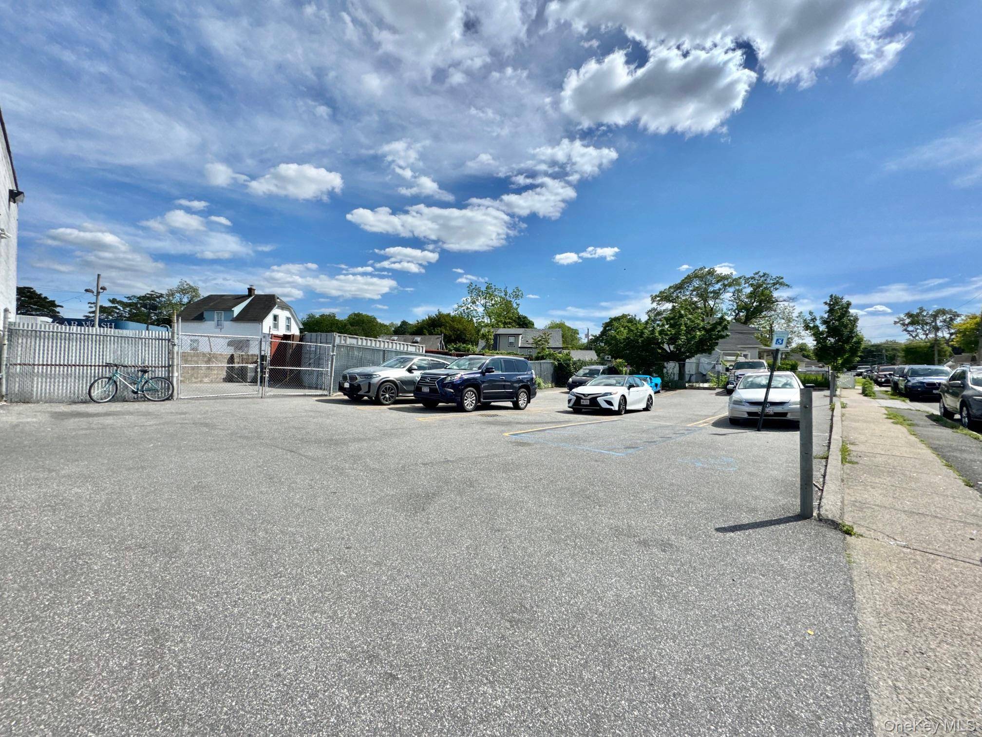 Edificio en Venta en Uniondale - Nueva York - EE. UU. - 4
