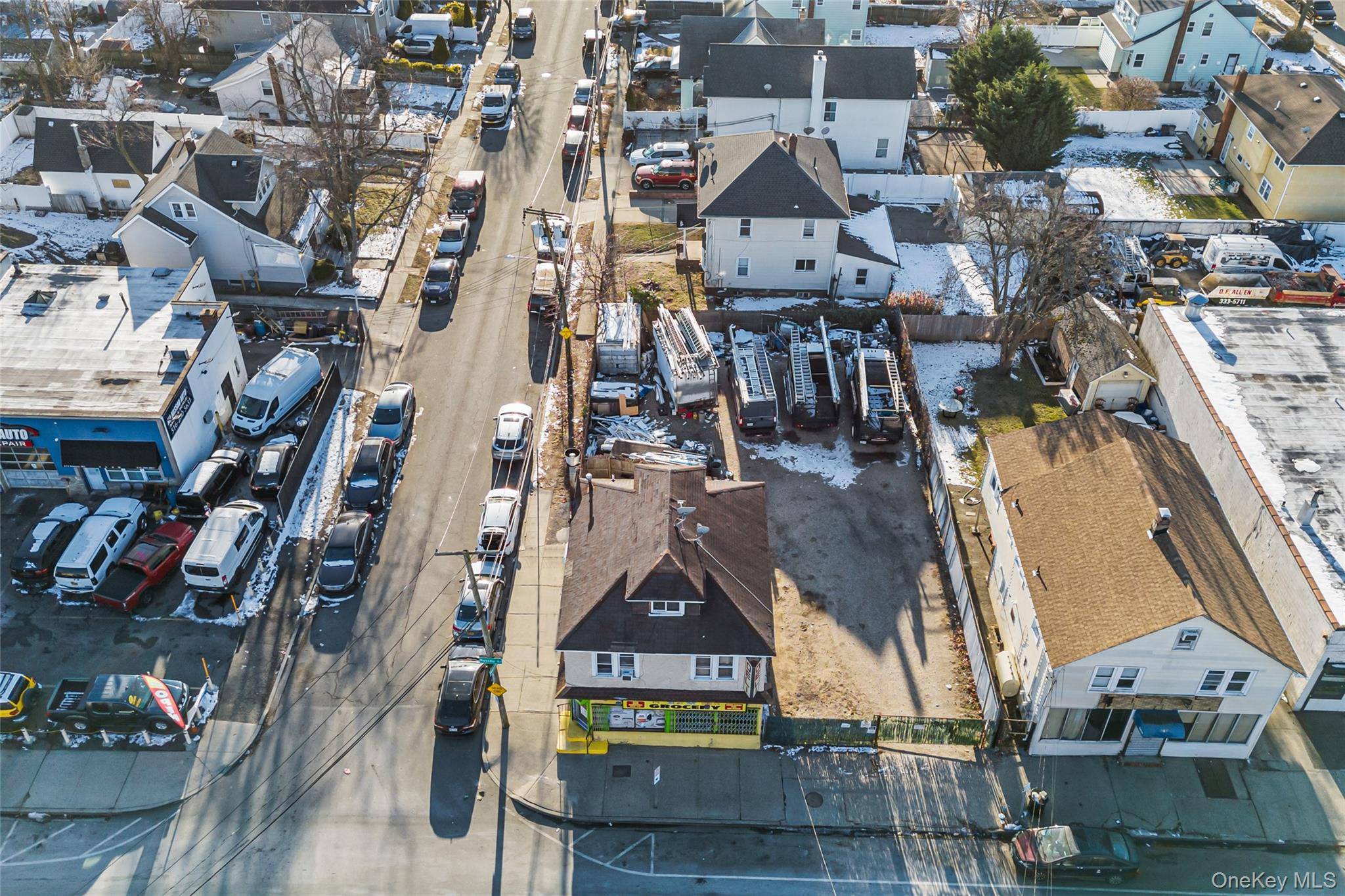 Edificio de Uso Mixto en Venta en Uniondale - Nueva York - EE. UU. - 3
