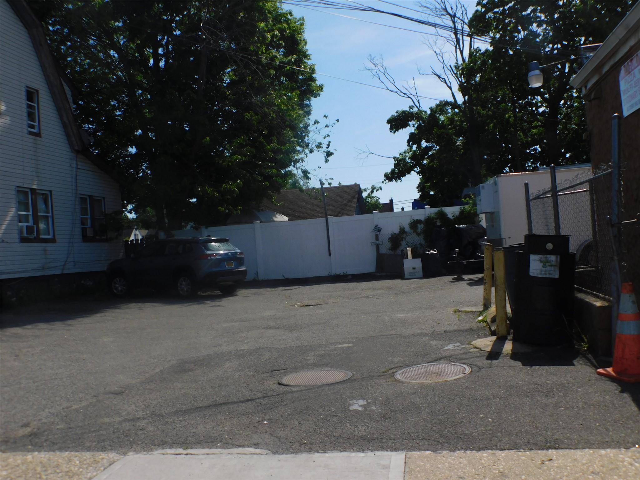 Edificio en Venta en Uniondale - Nueva York - EE. UU. - 4