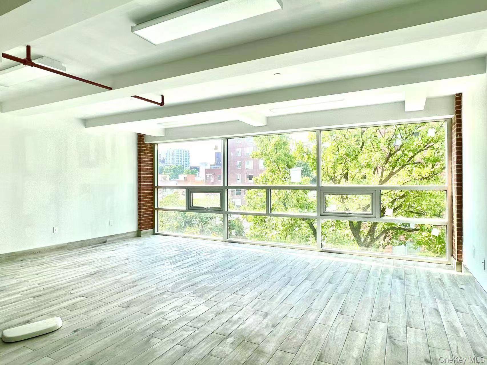 Building for Sale in Flushing - New York - USA - 8