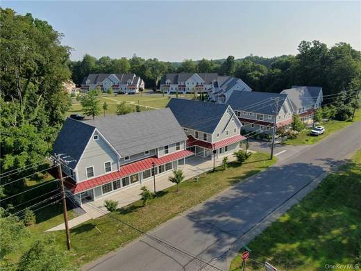 Complejo Residencial y Comercial en Venta en Red Hook - NY - EE. UU. - 3