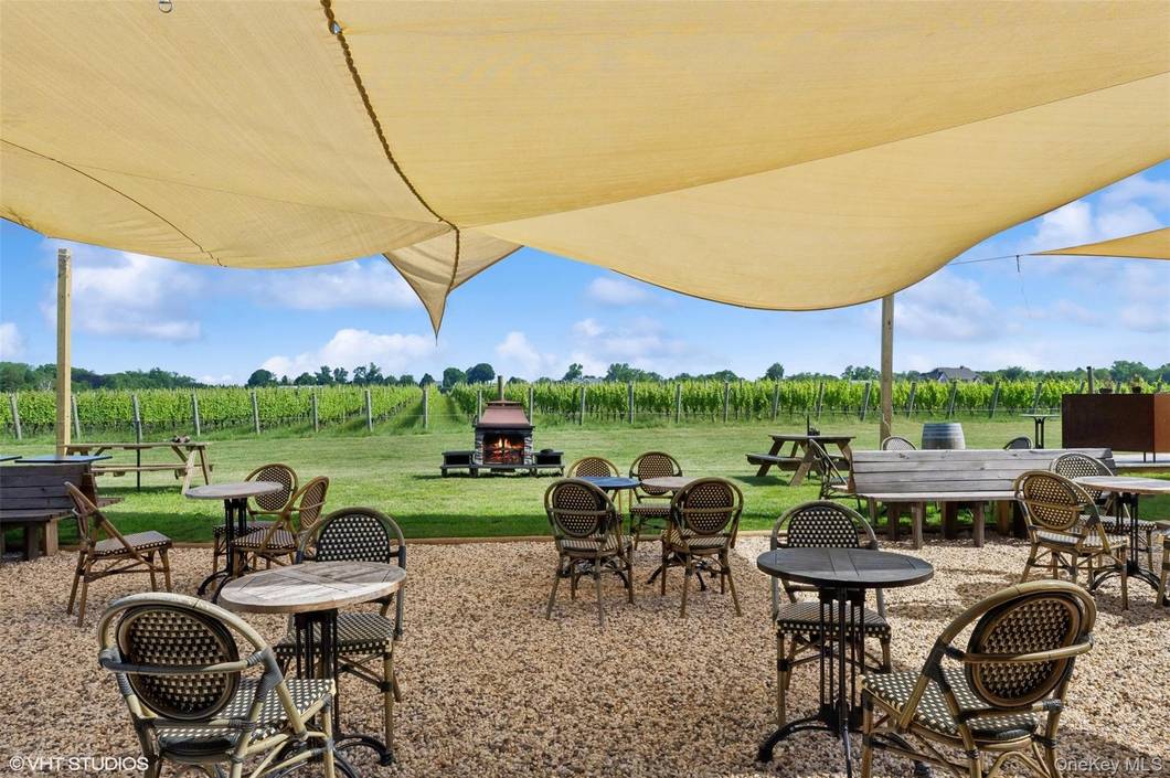 Vinícola y Destilería en Venta en Southold - NY - EE. UU. - 2
