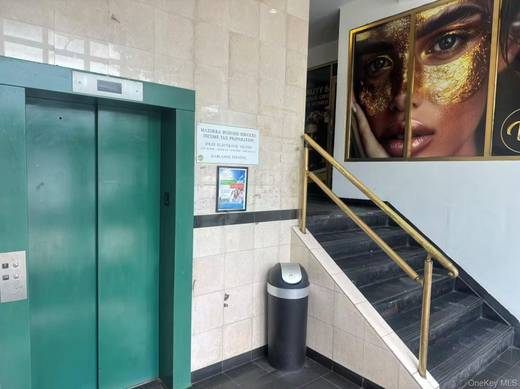 Propriété à Vendre à Woodside - NY - USA - 2