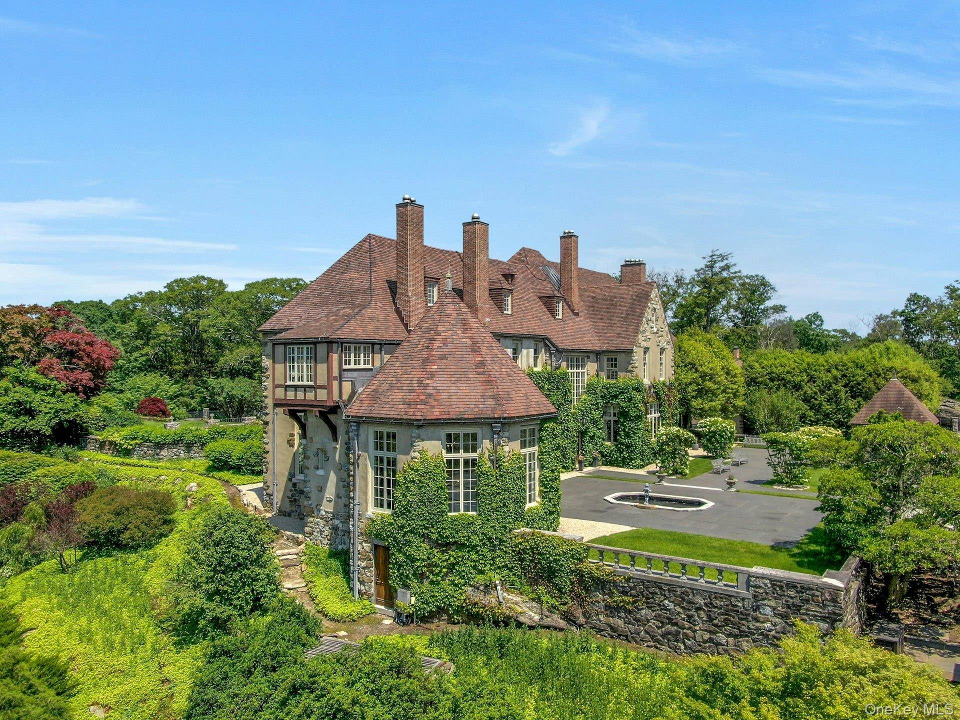 Propriété de 19 Chambres à Vendre à Tuxedo Park - 2