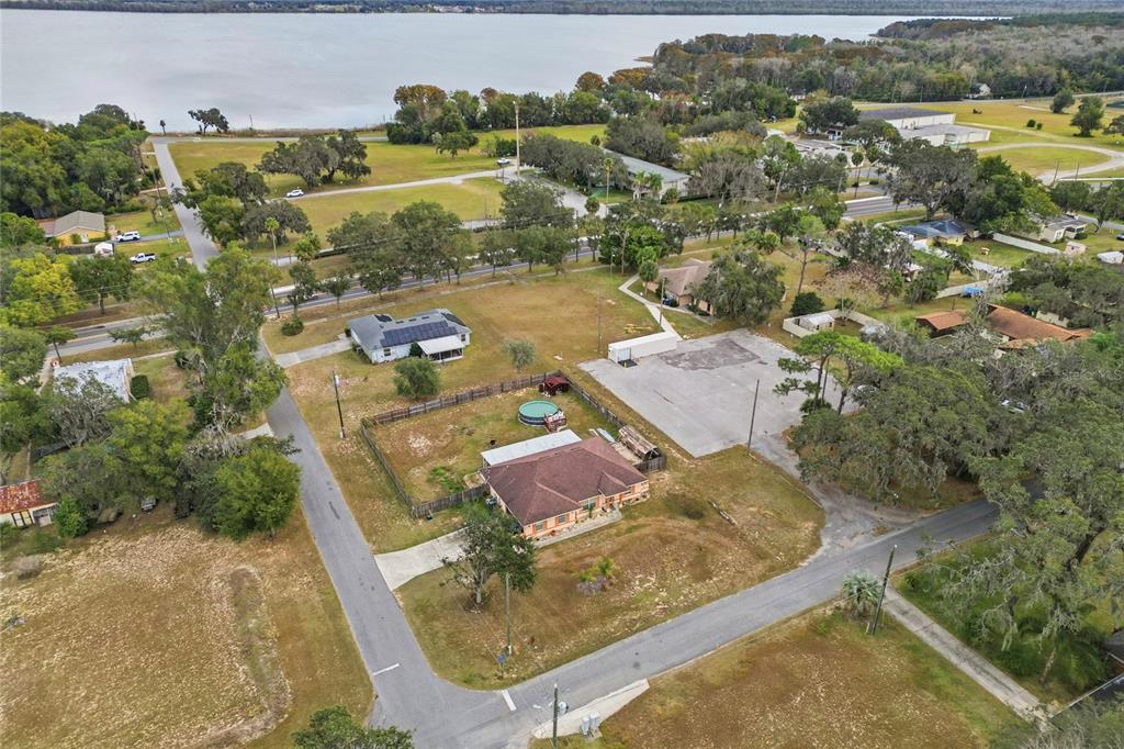 Maison de 3 Chambres à Vendre à Howey In The Hills - Florida - USA - 6