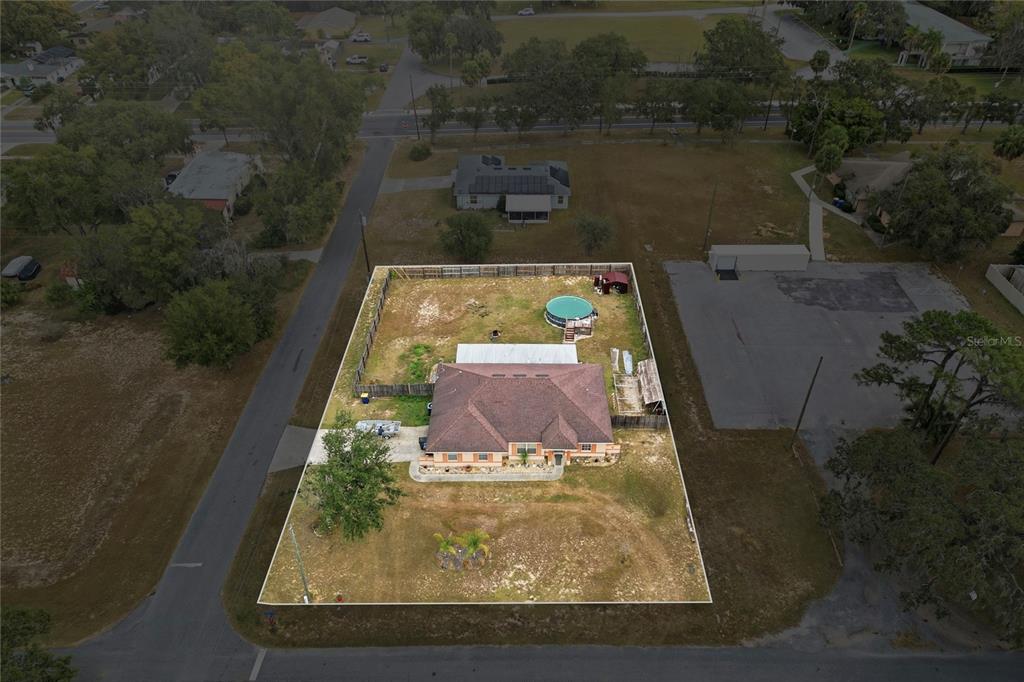 Maison de 3 Chambres à Vendre à Howey In The Hills - Florida - USA - 8