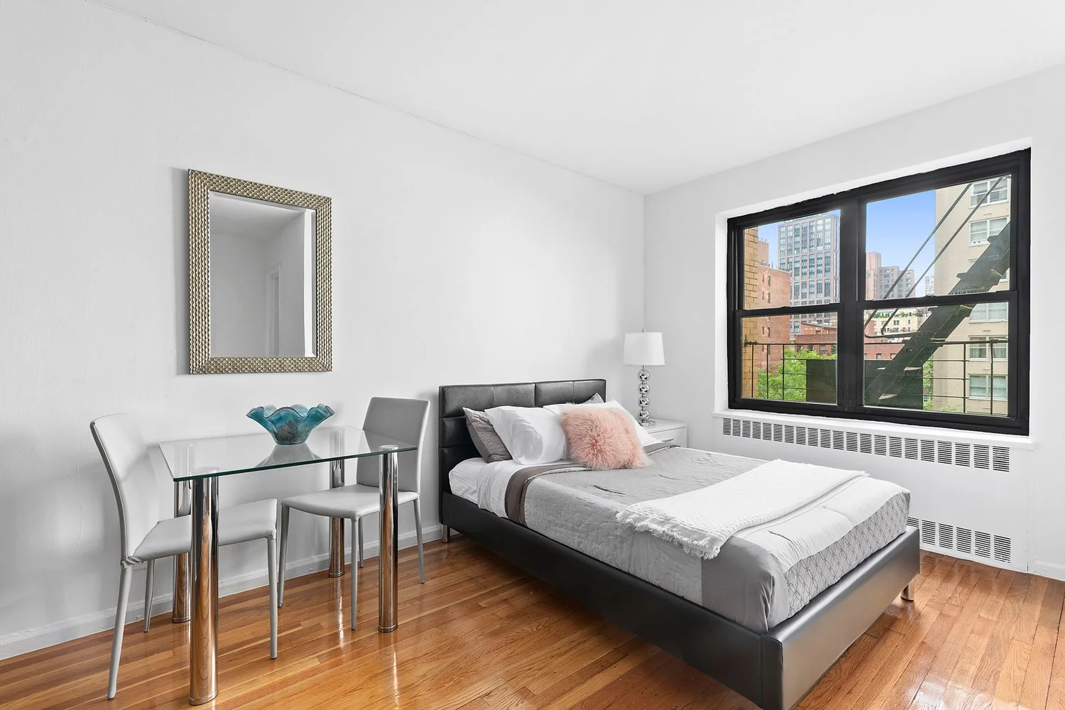 Studio à Venda em 315 East 56th Street – Manhattan, Nova Iorque – NY - 1