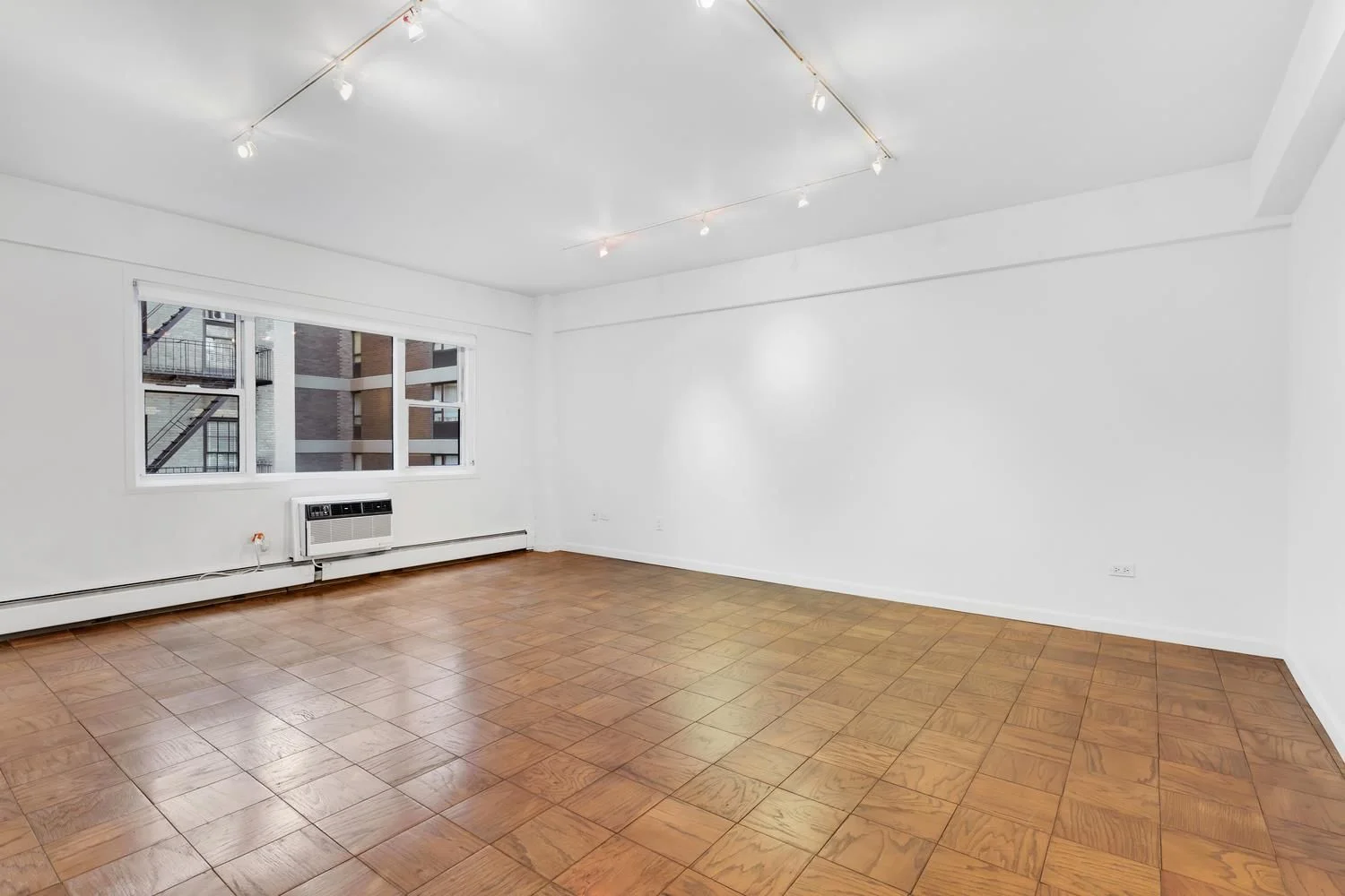 Estudio en Venta en 40 Sutton Place – Manhattan, Nueva York – NY - 1