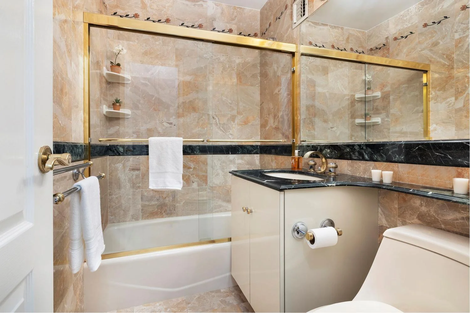 Studio à Venda em Manhattan – 201 East 28th Street, Nova Iorque – NY - 3