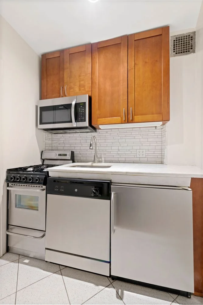 Studio à Venda em Manhattan – 304 East 73rd Street – Nova Iorque – NY - 2