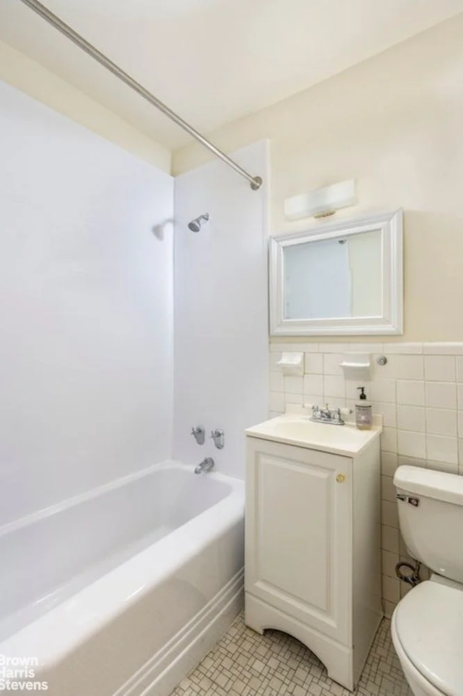 Studio à Venda em Manhattan – 320 East 35th Street – New York – NY - 1
