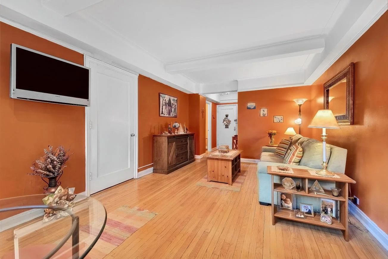 Studio for Sale in Manhattan – New York, NY - 1