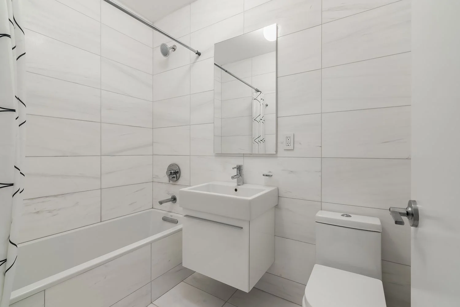 Studio for Sale in Manhattan – New York, NY - 8