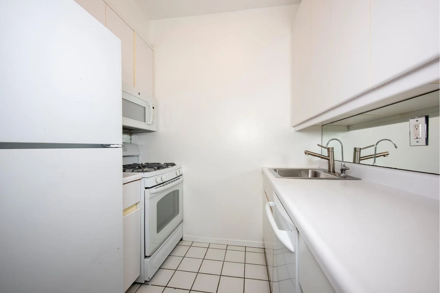 Studio for Sale in Manhattan – New York, NY - 2