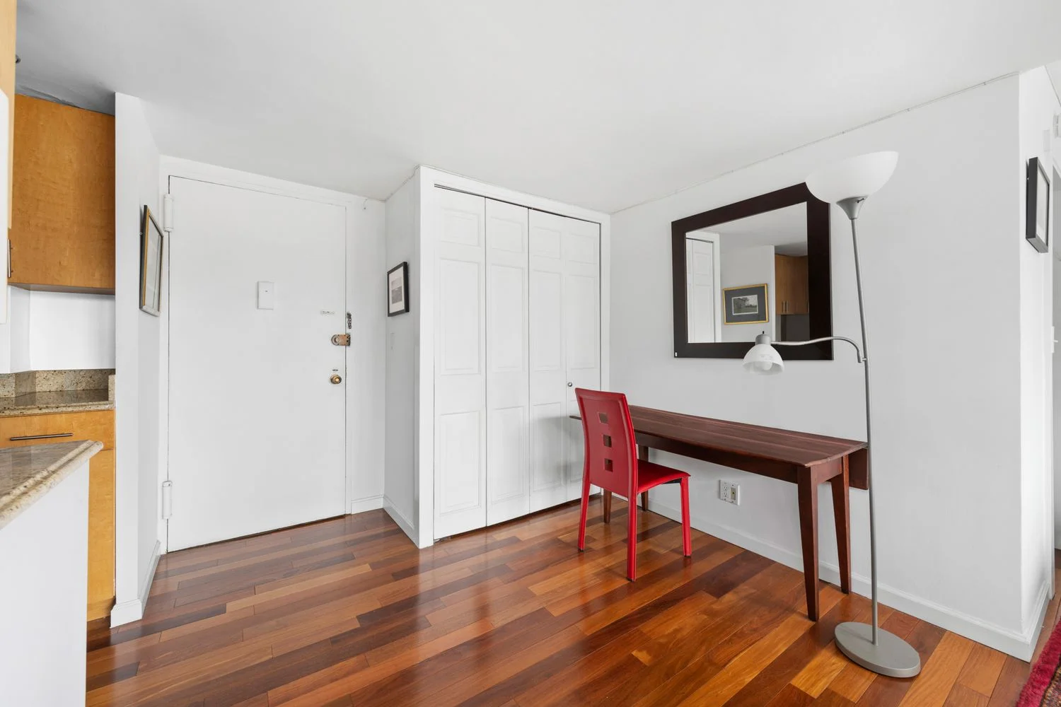Studio à Venda em Manhattan, Nova Iorque – 363 East 76th Street – NY - 1