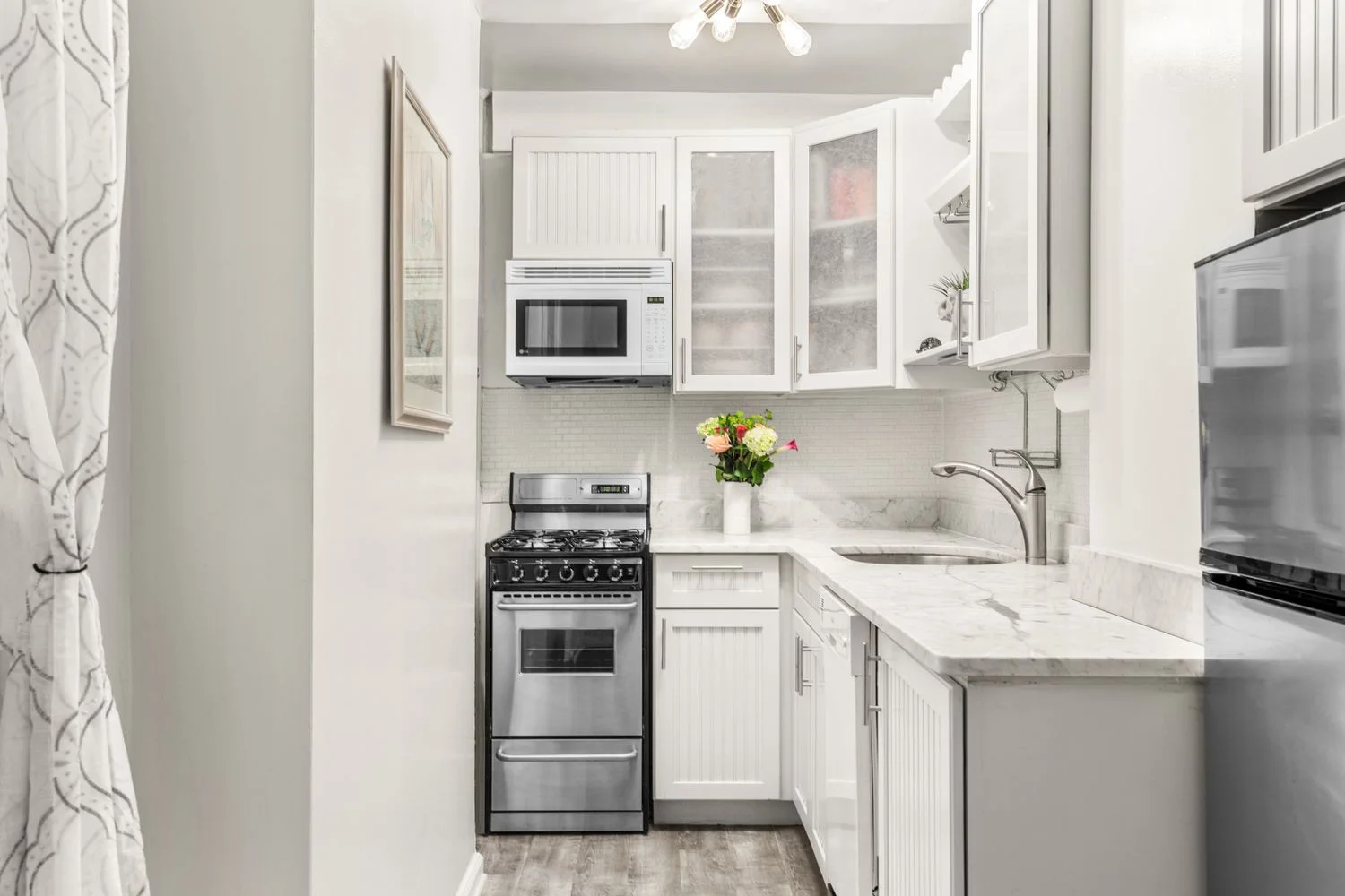 Studio for Sale at 235 East 73rd Street – Manhattan – New York – NY - 3